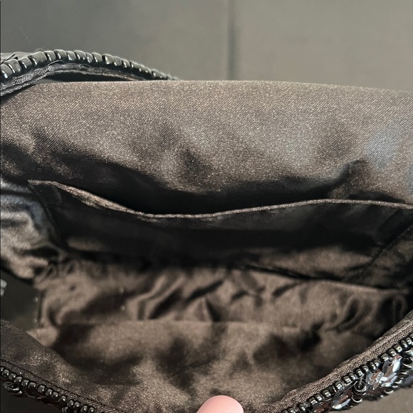 From India To You | Sequin & Beaded “To Fabulous Las Vegas” Shoulder Bag ✨🖤 - Picture 11 of 14